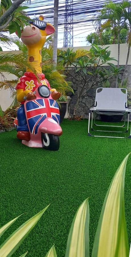 Viewbor Villa - Pattaya Holiday House Walking Street 4 Bedrooms Dış mekan fotoğraf