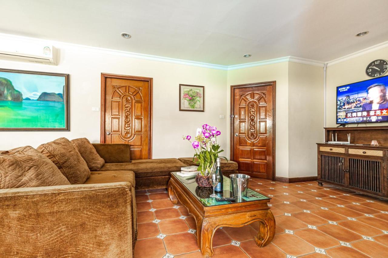 Viewbor Villa - Pattaya Holiday House Walking Street 4 Bedrooms Dış mekan fotoğraf